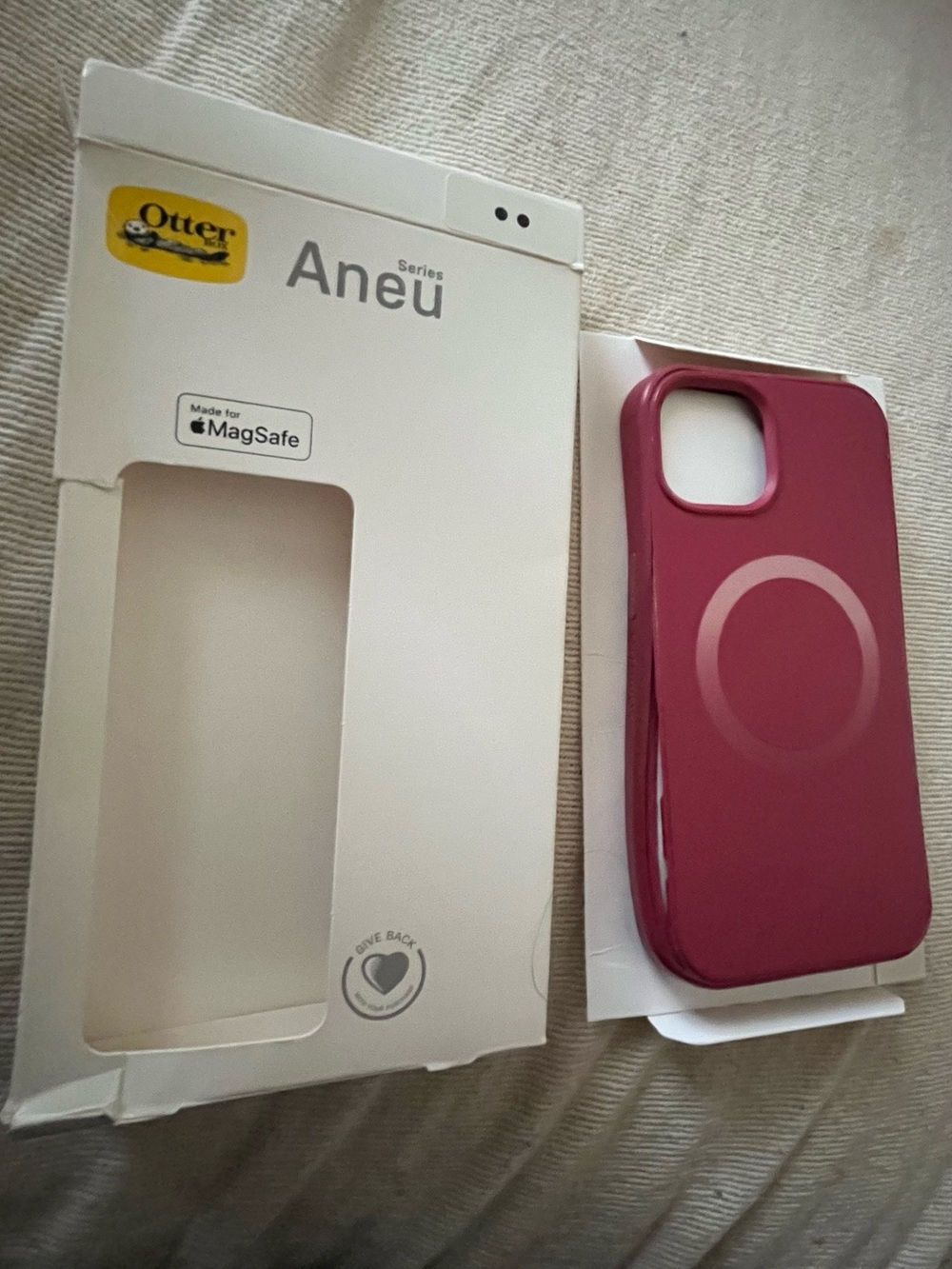 OtterBox Aneü Series MagSafe Phone Case - Rose Pink iPhone 14 case only